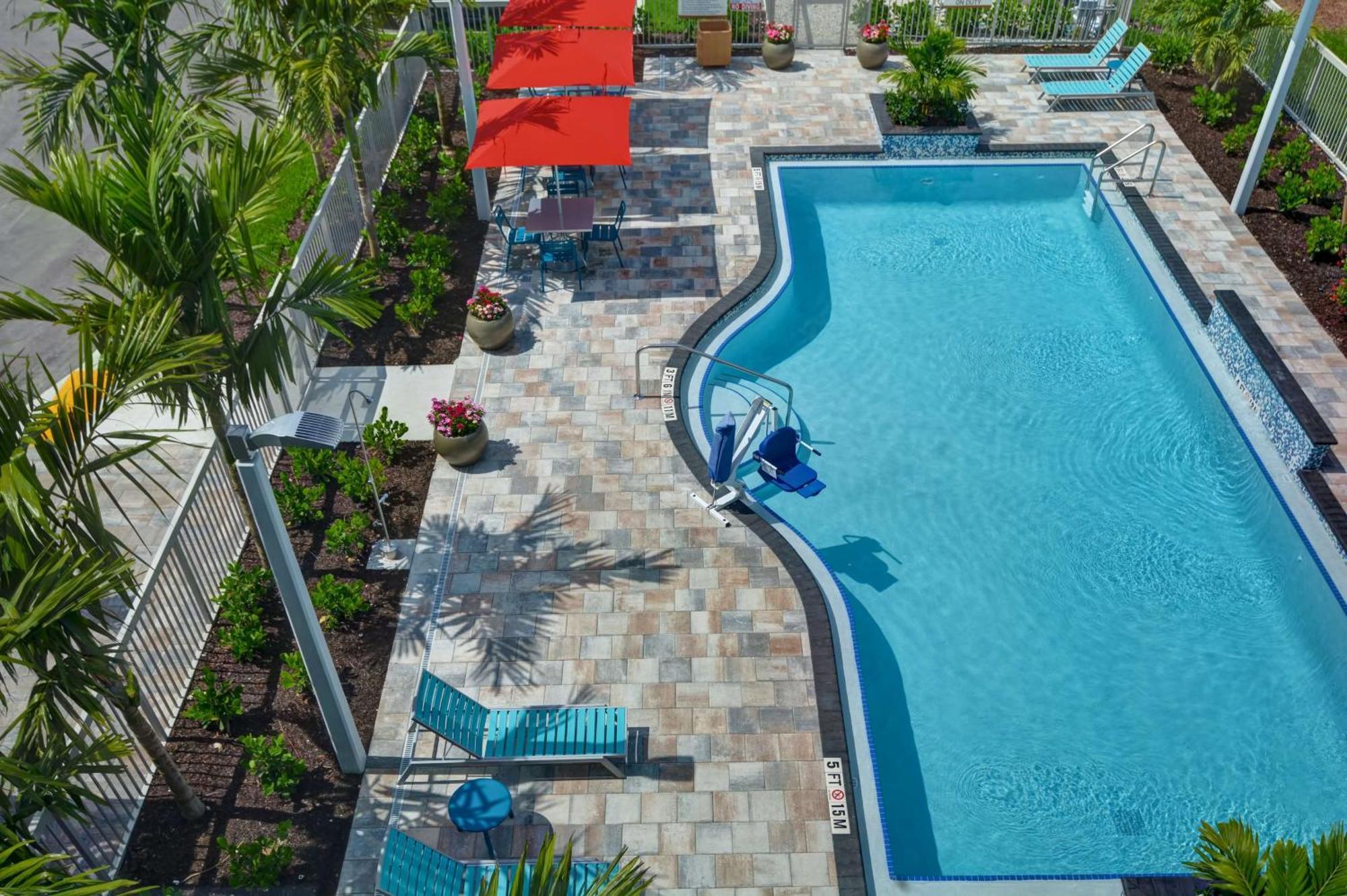Home2 Suites By Hilton Naples I-75 Pine Ridge Road Exterior foto