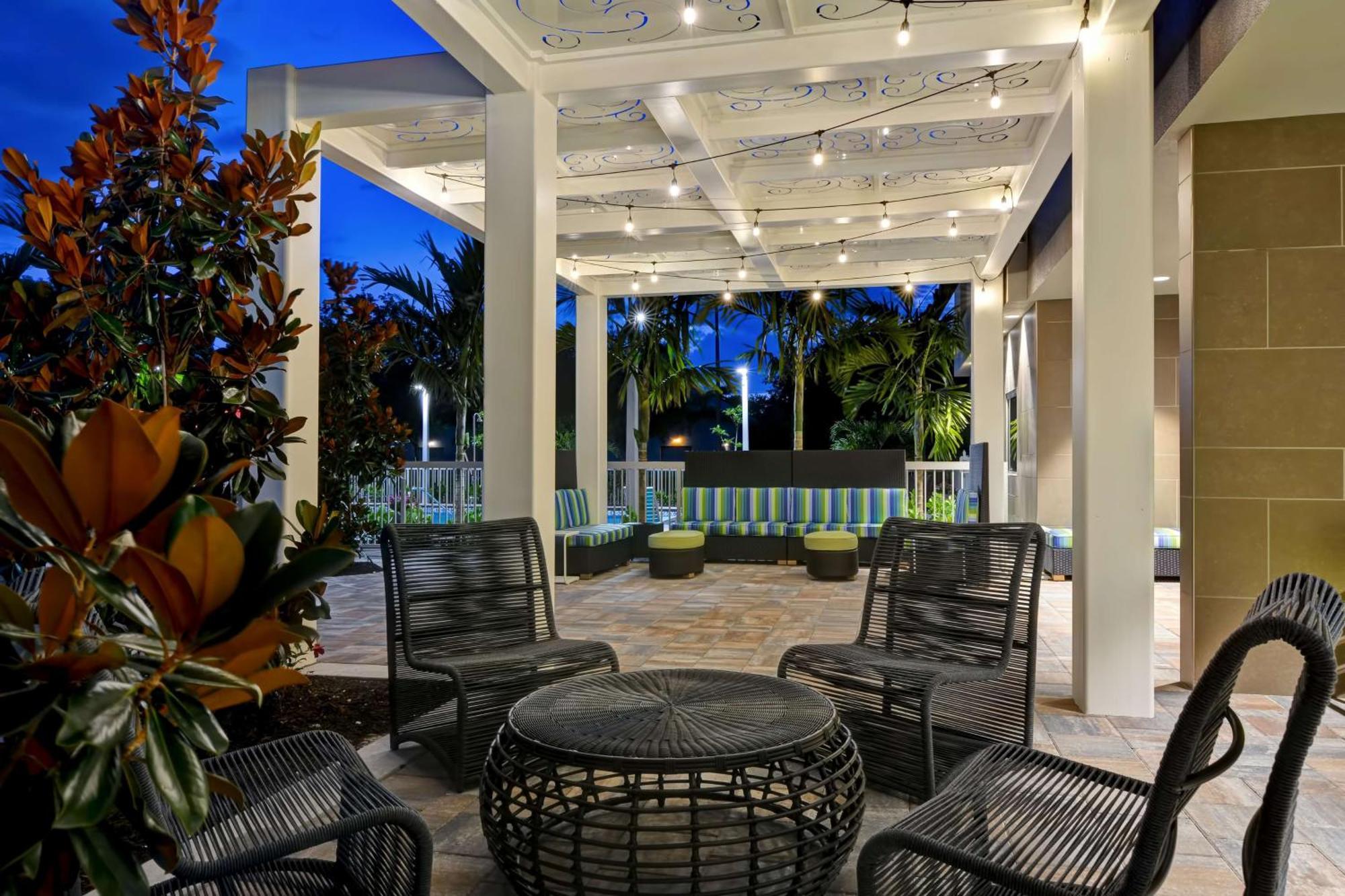 Home2 Suites By Hilton Naples I-75 Pine Ridge Road Exterior foto