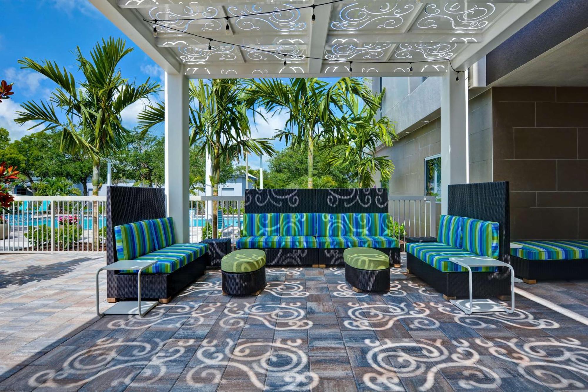 Home2 Suites By Hilton Naples I-75 Pine Ridge Road Exterior foto